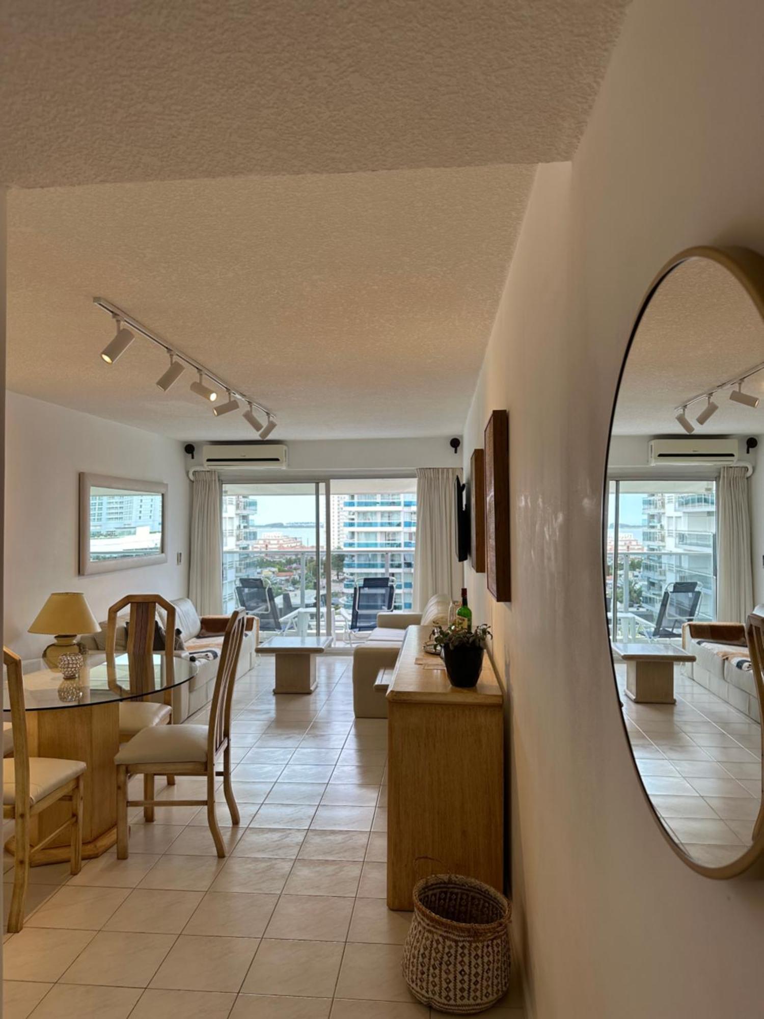 Hermoso Apartamento, Torre De Categoria Long Beach, En La Mejor Ubicacion De Punta Del Este Zewnętrze zdjęcie